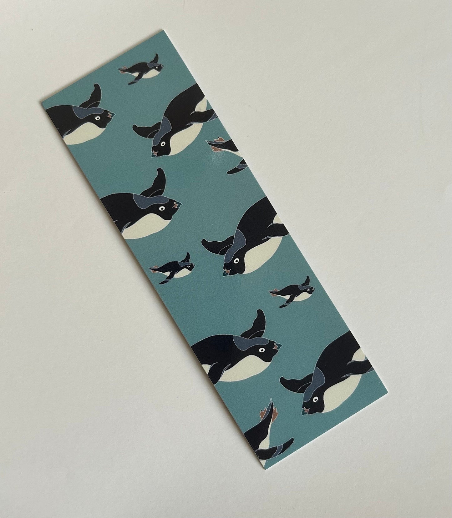 Cute penguin bookmark